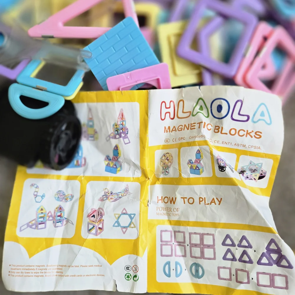 Magnetic Building Blocks Set - Multicolor